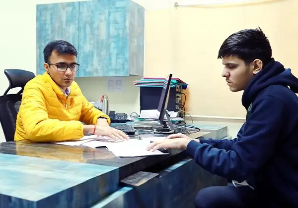Counselor providing student counselling and mentorship at Matrix NEET Division